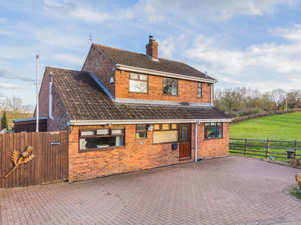 4 bed detached house for sale in Amen Place, Little Addington