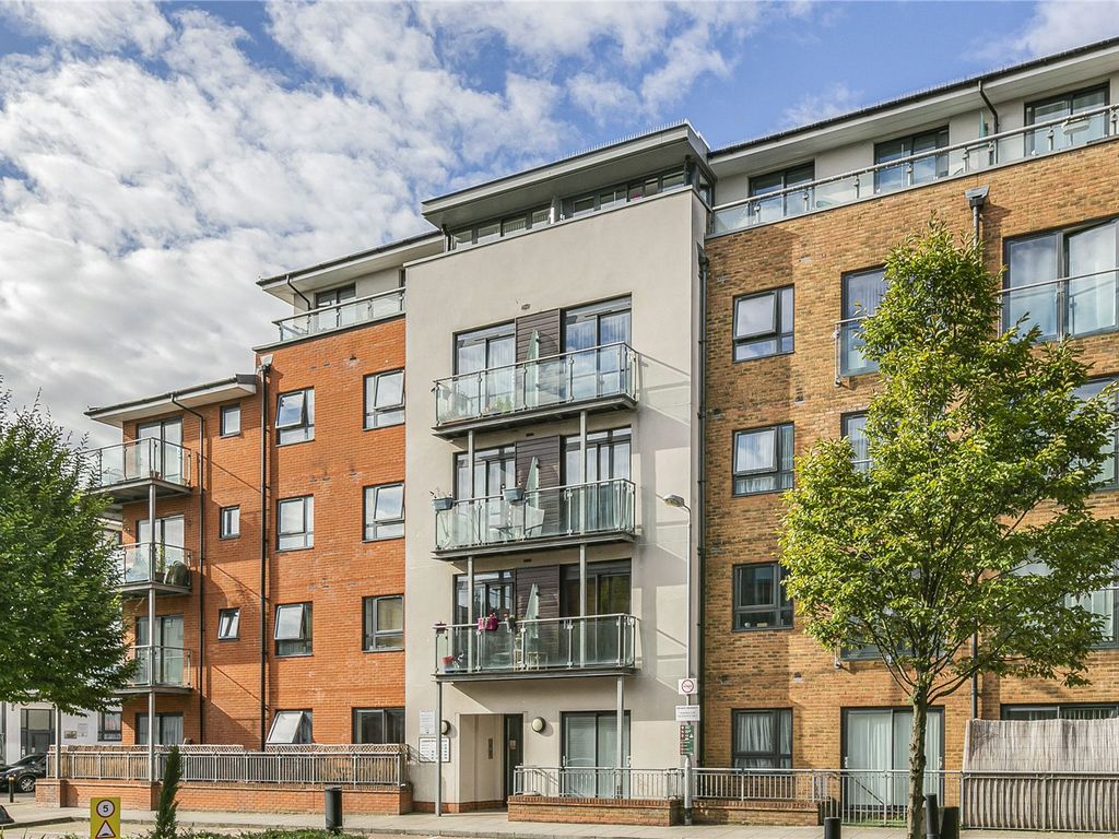 Cherrywood Lodge, Birdwood Avenue, London SE13  