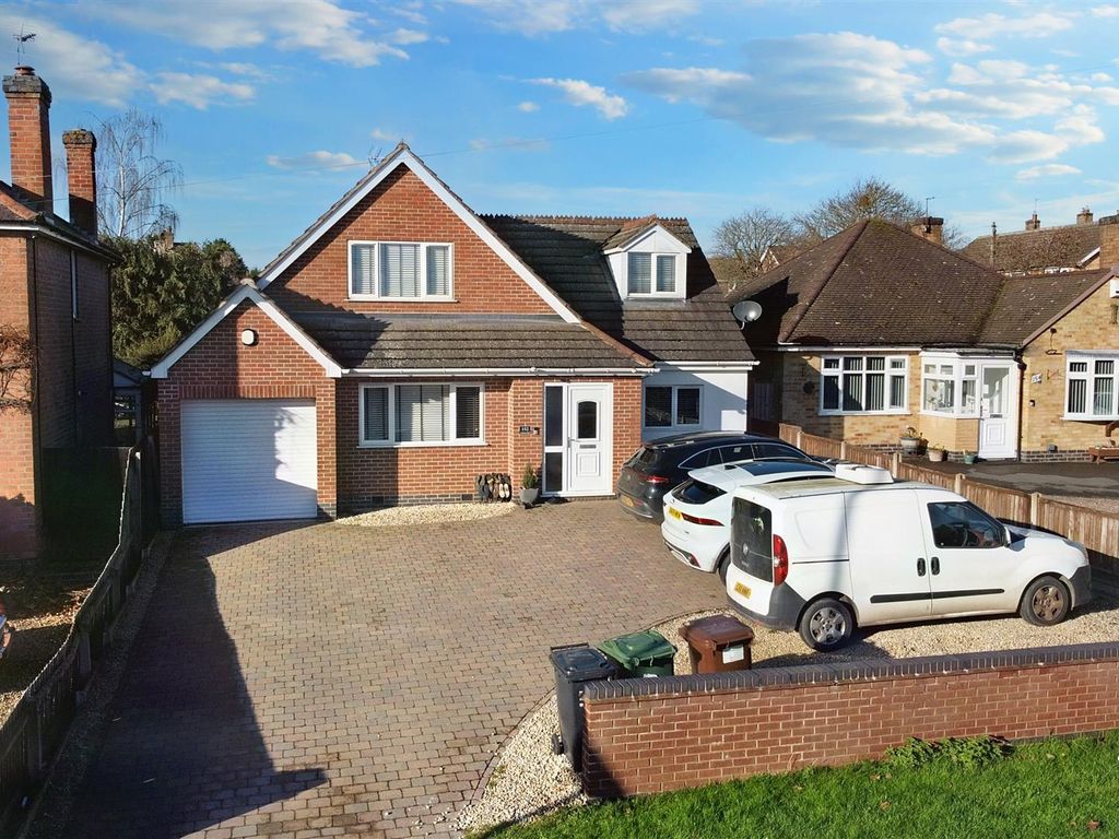 4 bed detached bungalow for sale in Cropston Road, Anstey