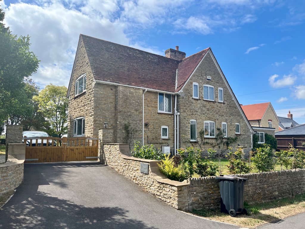 3 bed detached house for sale in Ham Lane, Marnhull, Sturminster Newton