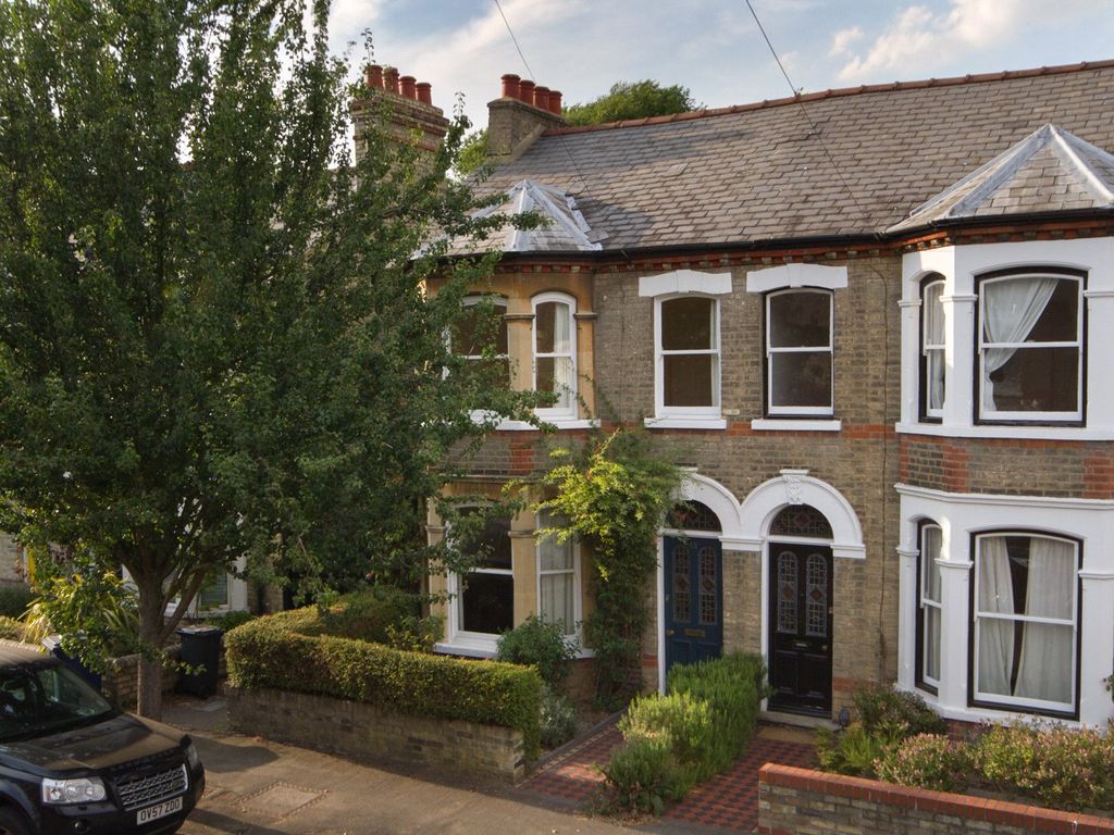 3 bed semidetached house to rent in Montague Road, De Freville Avenue, Cambridge CB4 Zoopla