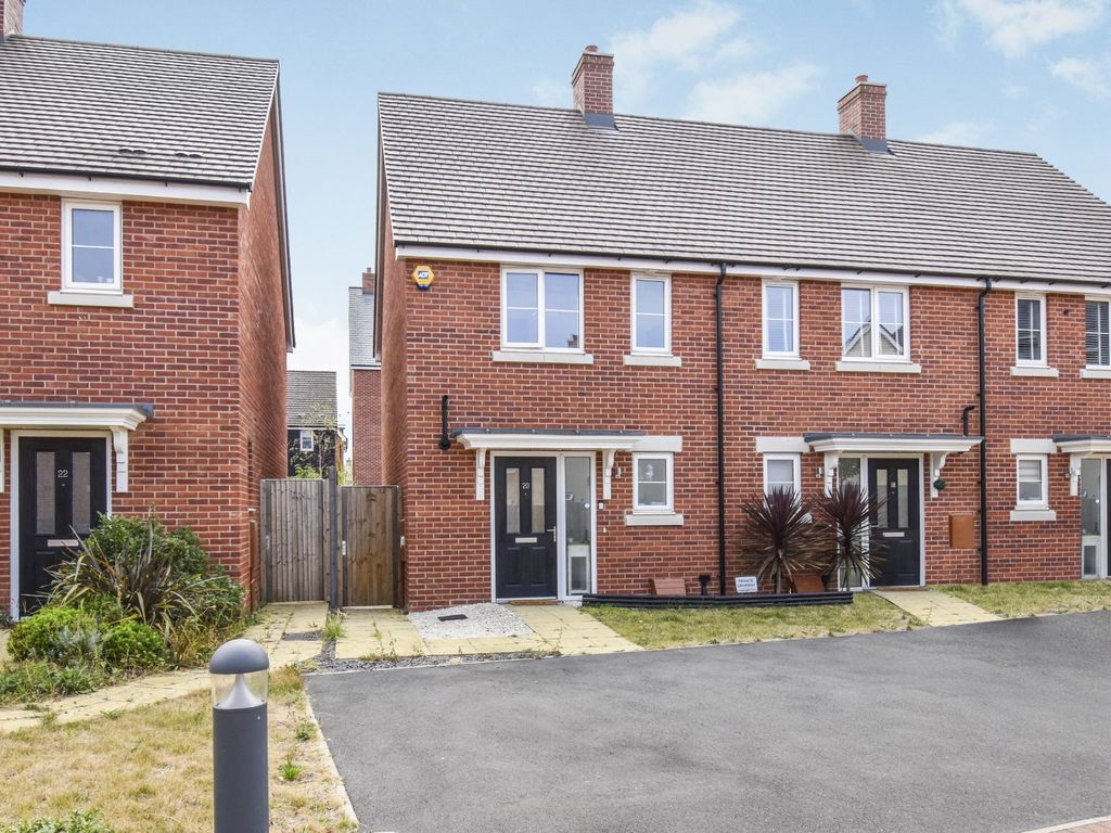 2 bed end terrace house for sale in Parry Rise, Biggleswade SG18 Zoopla