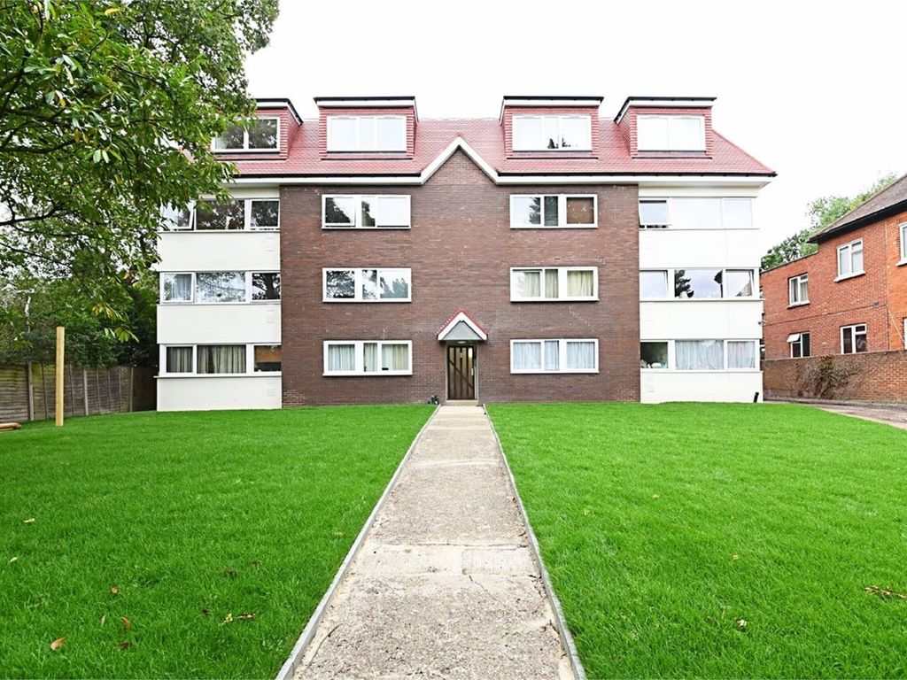 1 bed flat to rent in Acer Lodge, 75 Torrington Park, North Finchley
