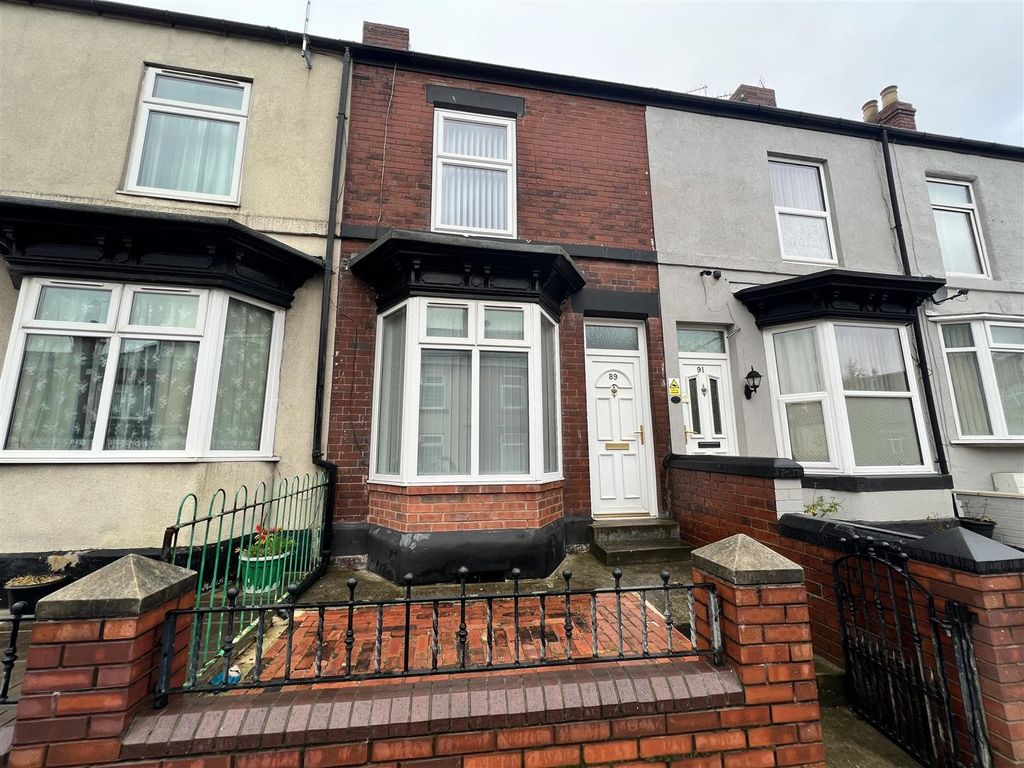 2 bed terraced house to rent in Midland Road, Royston, Barnsley S71, £