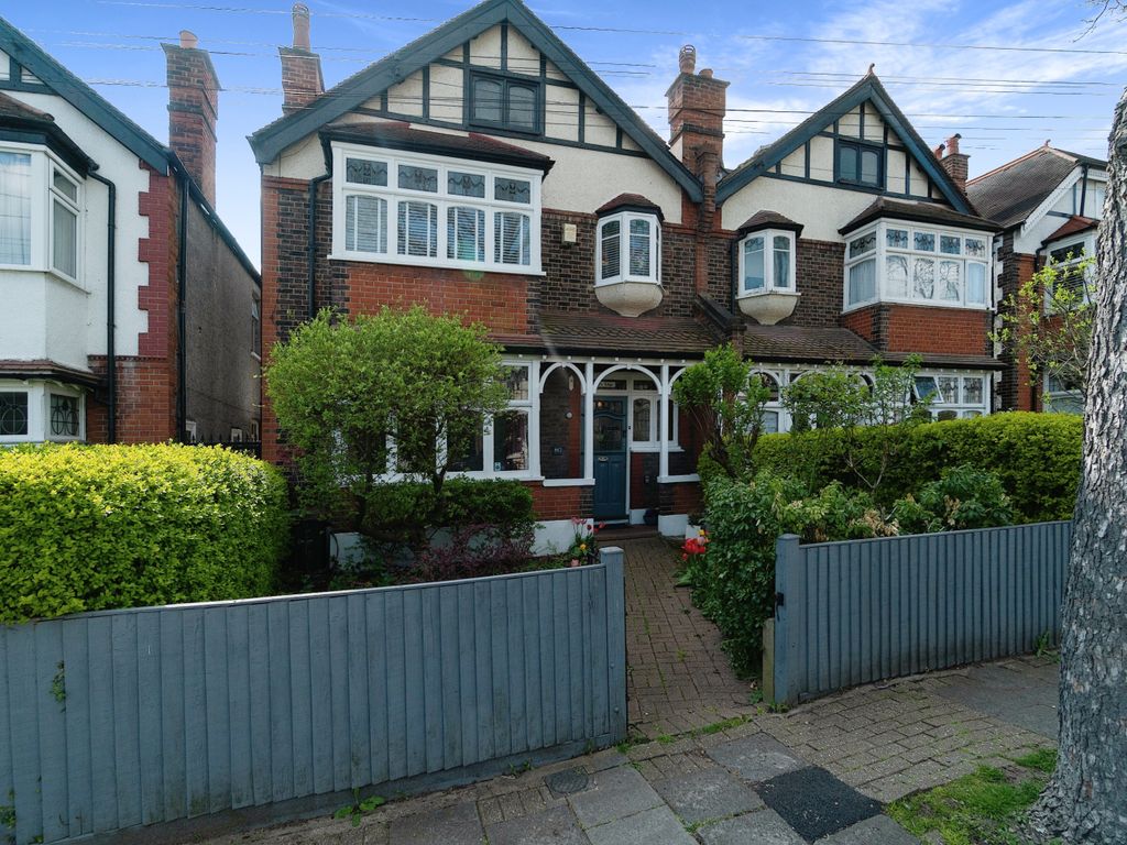 4 bed semidetached house for sale in Braxted Park, Streatham SW16 Zoopla
