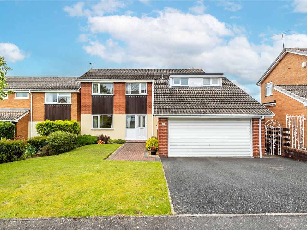 3 bed detached house for sale in Pendil Close, Wellington, Telford