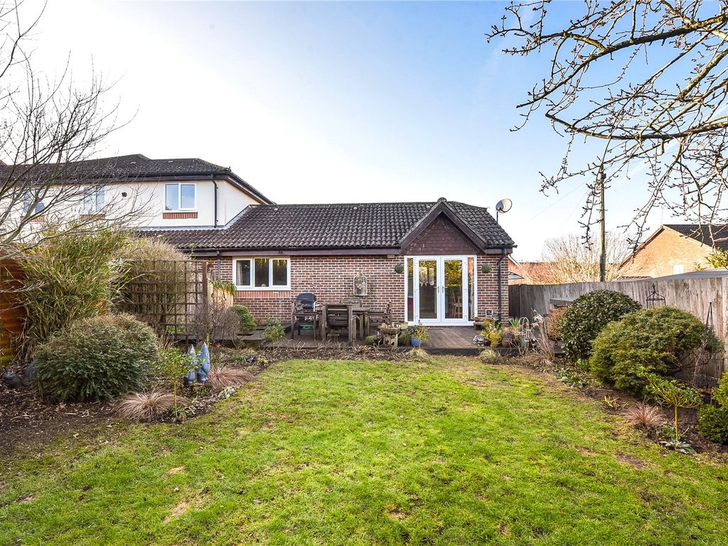 2 bed bungalow for sale in Newfield Road, Liss Forest, Hampshire GU33