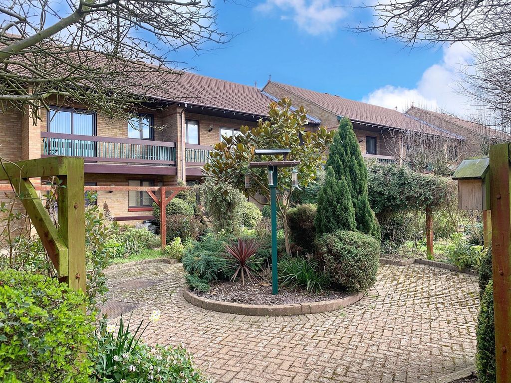 2 bed flat to rent in West End, Whittlesey, Peterborough PE7 Zoopla