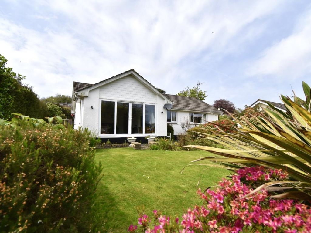 3 bed bungalow for sale in Penoweth, Mylor Bridge TR11, £520,000 Zoopla