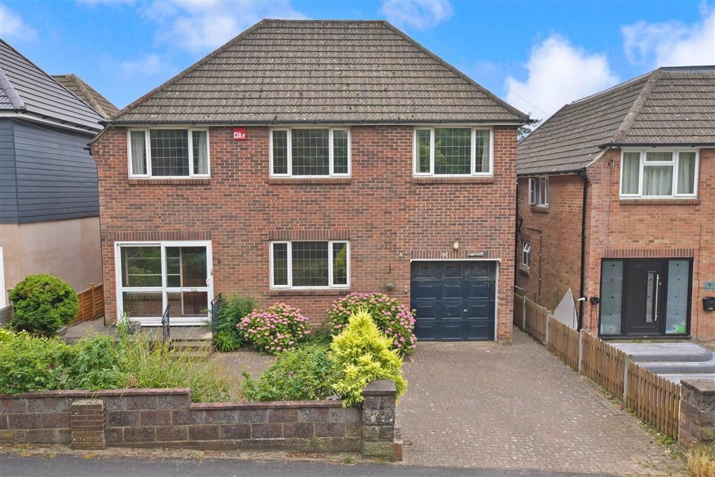 6 bed detached house for sale in Warfield Avenue, Waterlooville