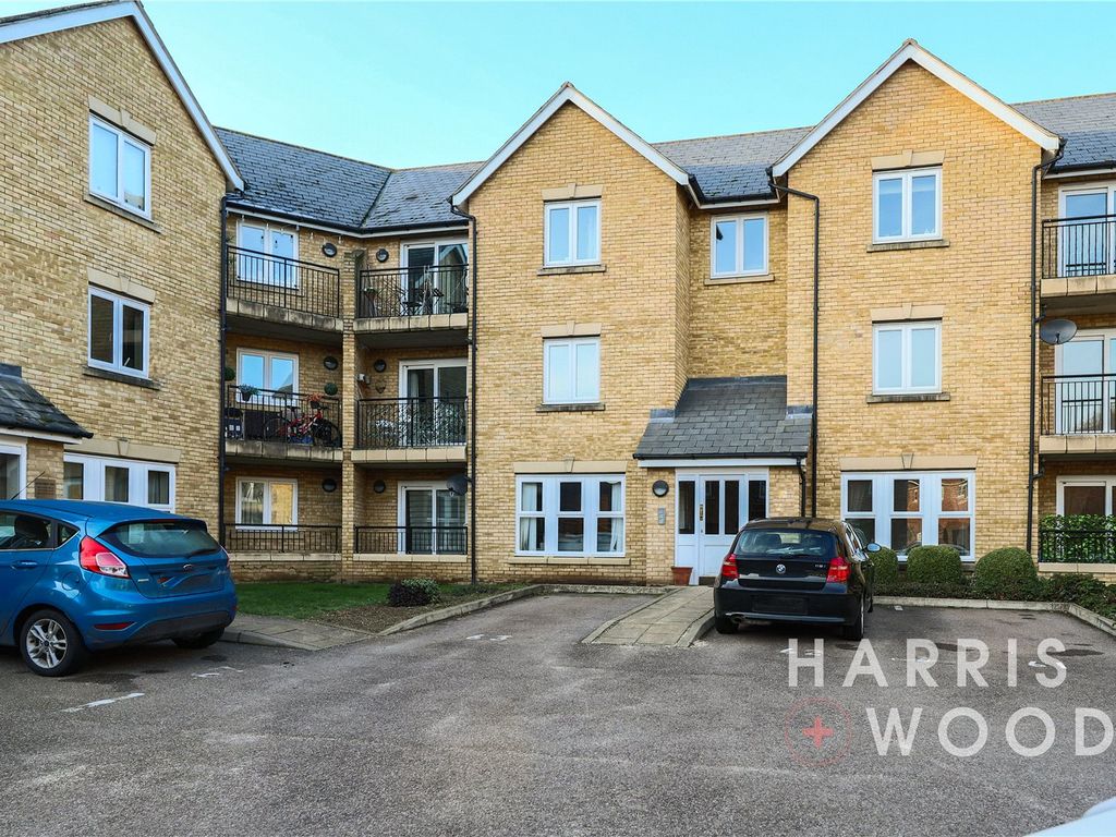 3 bed flat to rent in Mortimer Way, Witham, Essex CM8, £1,300 pcm Zoopla