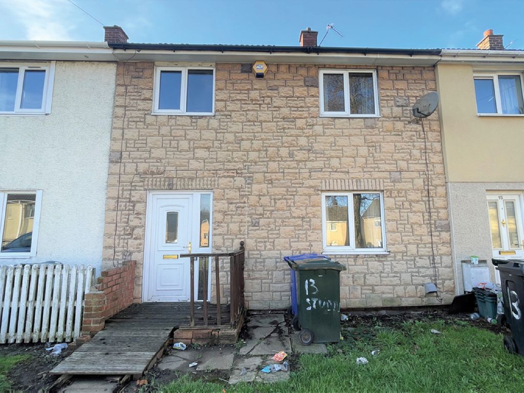 3 bed terraced house for sale in Stubbins Hill, Edlington, Doncaster