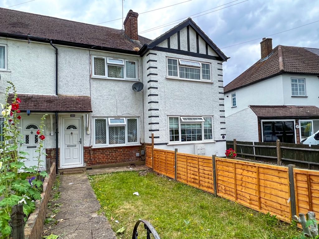 3 bed terraced house for sale in High Street, West Molesey KT8, £