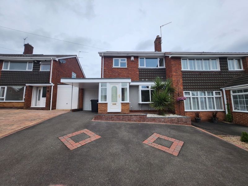 3 bed semidetached house to rent in Mellowdew Road, Wordsley