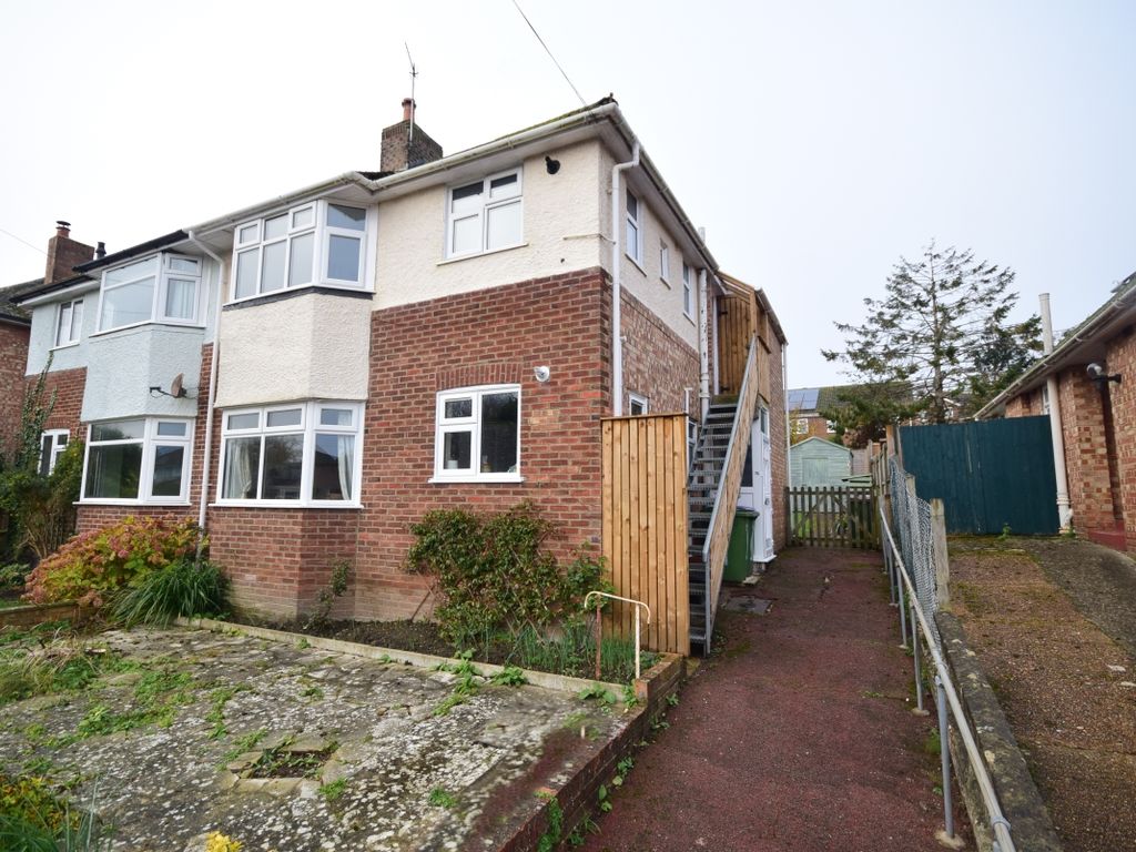 2 bed flat to rent in Orchard Valley, Hythe CT21, £1,100 pcm Zoopla