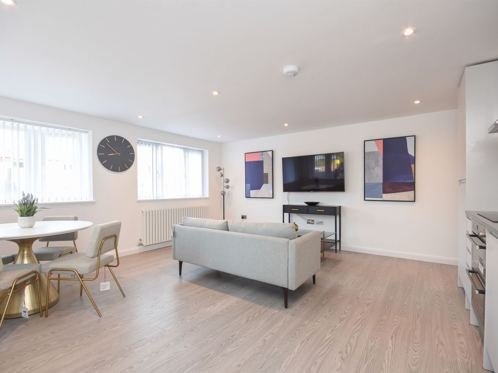 New home, 2 bed flat for sale in Hylands Corner, Widford Road