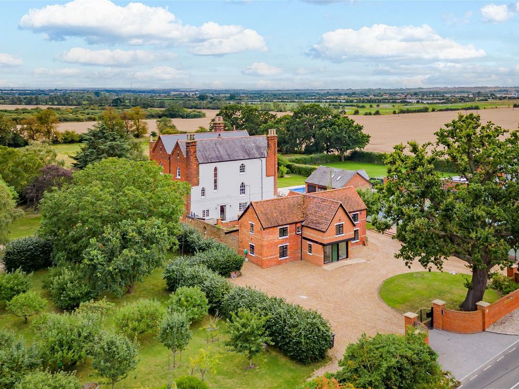 8 bed detached house for sale in Fen Lane, Bulphan, Upminster RM14, £