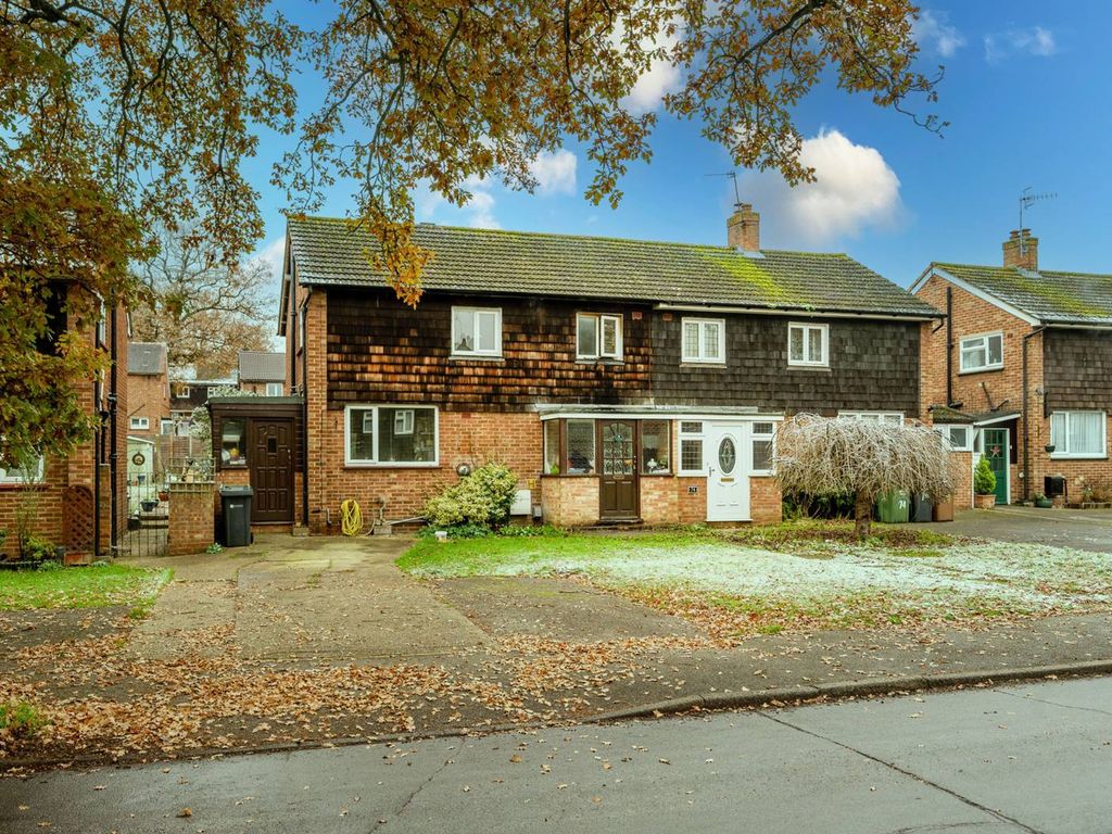 3 bed semidetached house for sale in Great Goodwin Drive, Merrow