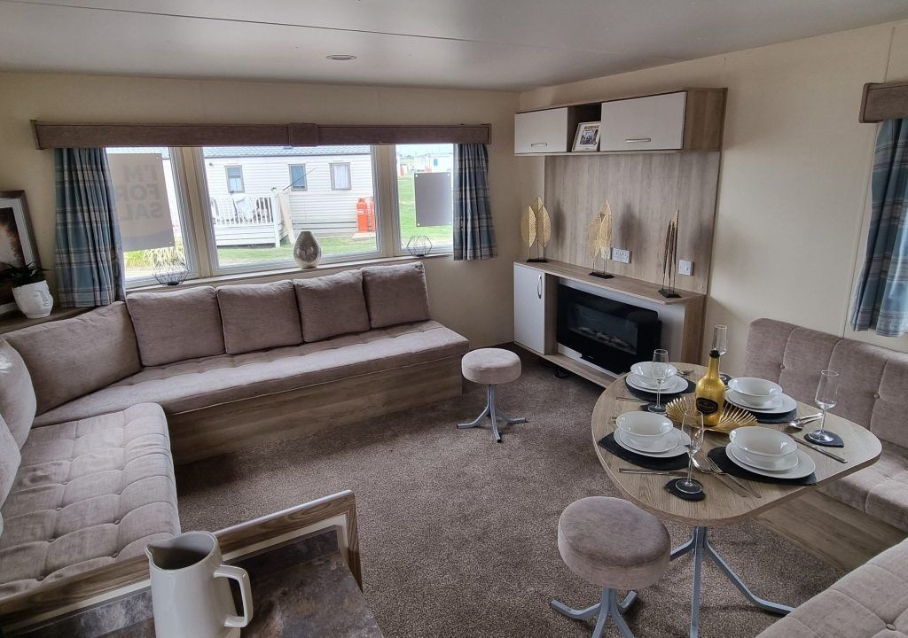 3 bed property for sale in Faversham Road, Seasalter, Whitstable CT5, £