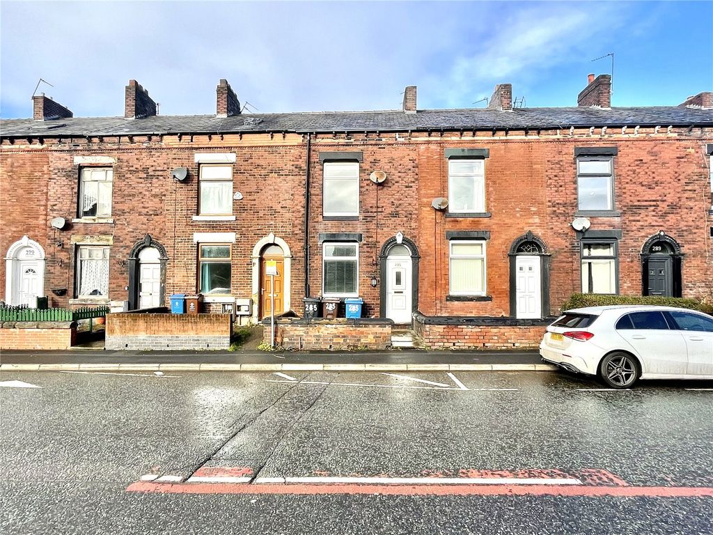 2 bed terraced house for sale in Shaw Road, Royton, Oldham, Greater