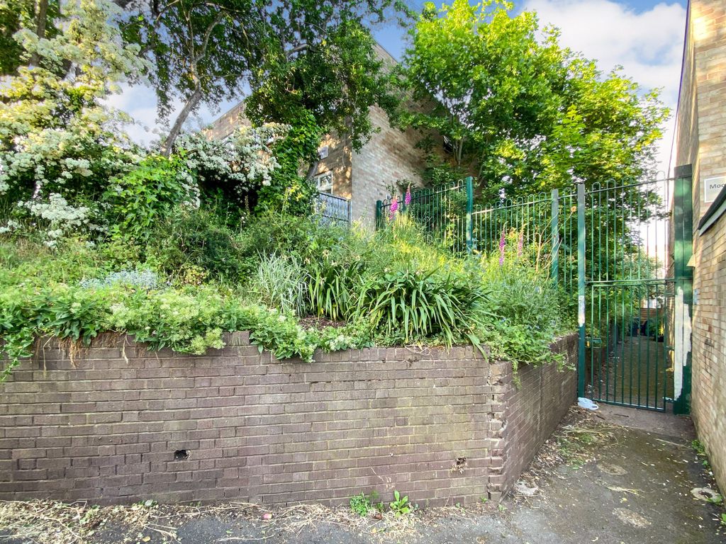 Land for sale in Moorfield Road, Enfield EN3 Zoopla