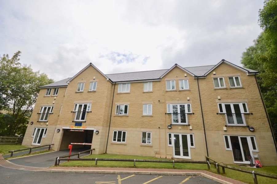 2 bed flat to rent in Green Moor Heights, Stocksbridge S36 Zoopla