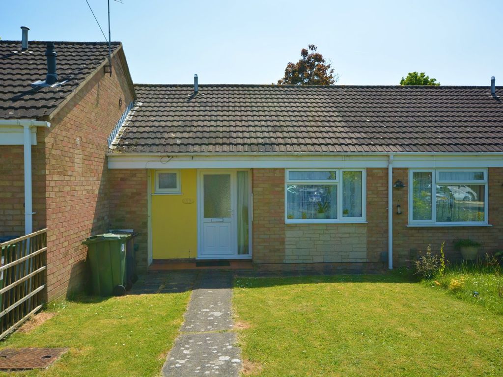 1 bed bungalow for sale in Darell Close, Quedgeley, Gloucester