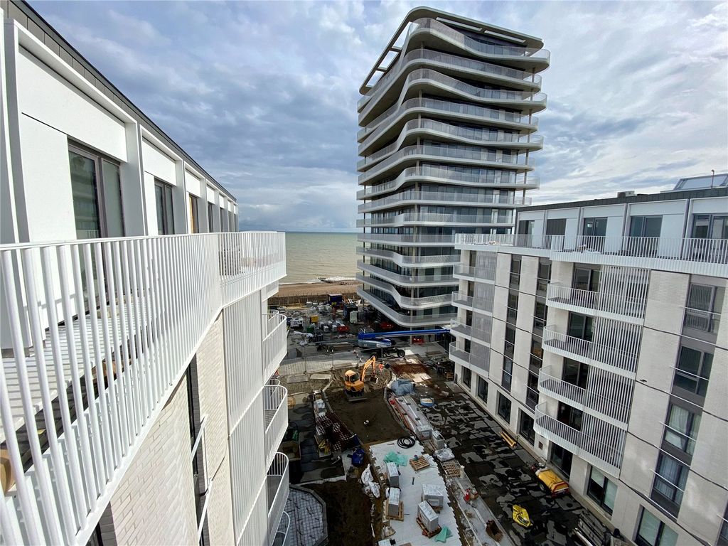 New home, 3 bed flat for sale in Bayside Apartments, 62 Brighton Road