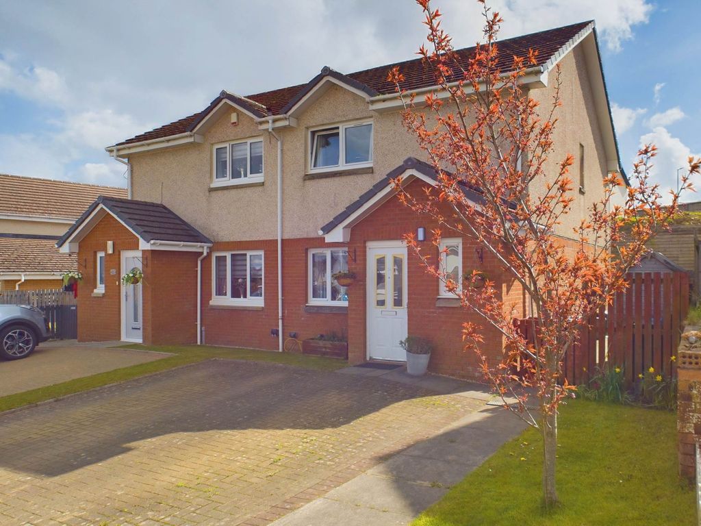 3 bed semidetached house for sale in Goldcrest Crescent, Lesmahagow