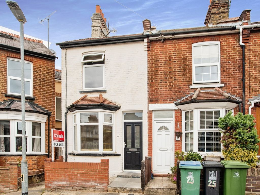 3 bed end terrace house for sale in Osborne Road, Watford WD24, £