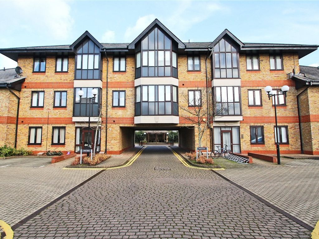 Roman House Hanworth Lane Chertsey Surrey KT16  