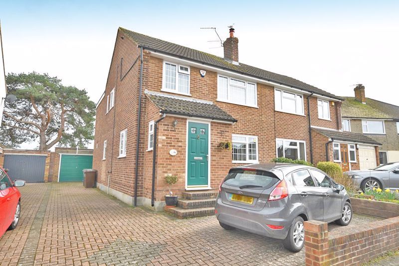 3 bed semidetached house for sale in Priory Grove, Ditton, Aylesford