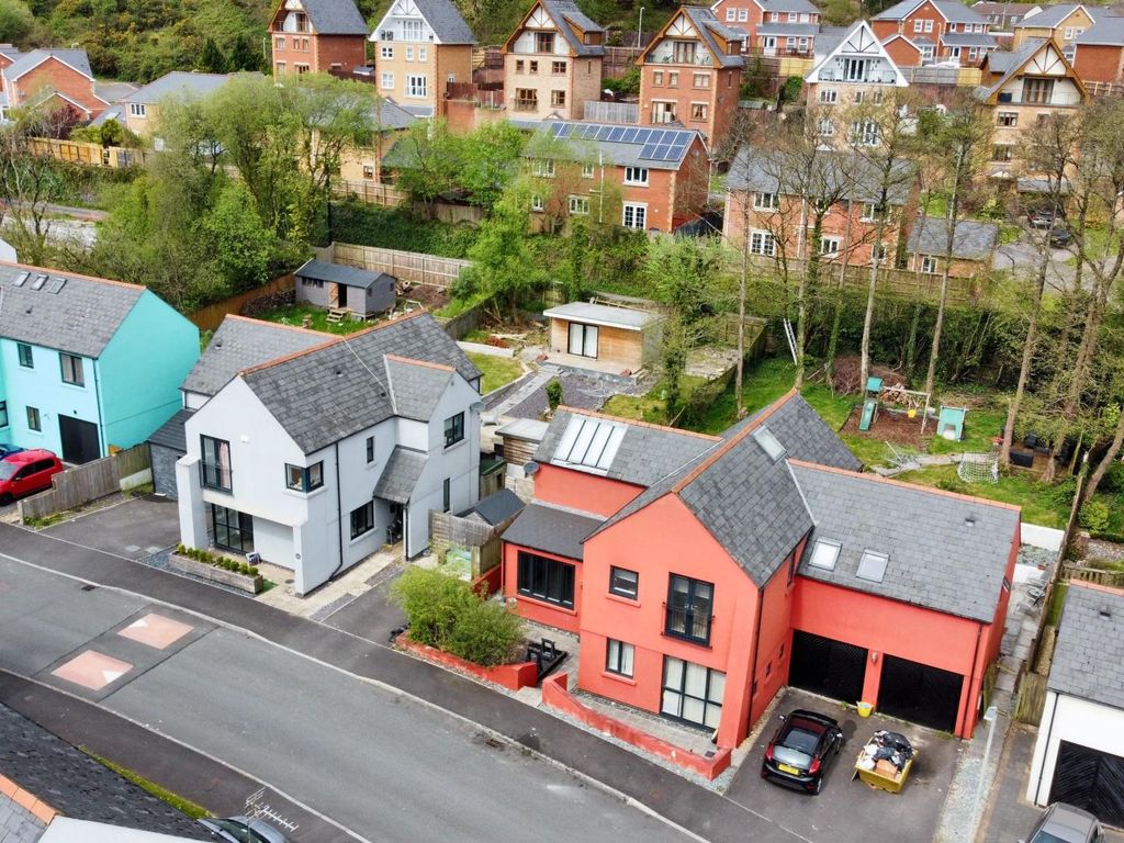 5 bed detached house for sale in Duffryn Oaks Drive, Pencoed, Bridgend
