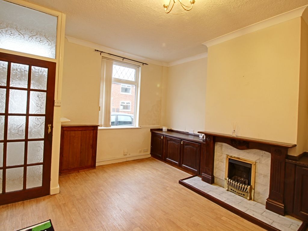 2 bed end terrace house for sale in Luton Street, Widnes WA8, £70,000