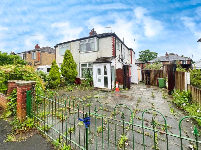 3 bed semidetached house for sale in Briarfield Road, Farnworth, Bolton BL4, £140,000 Zoopla