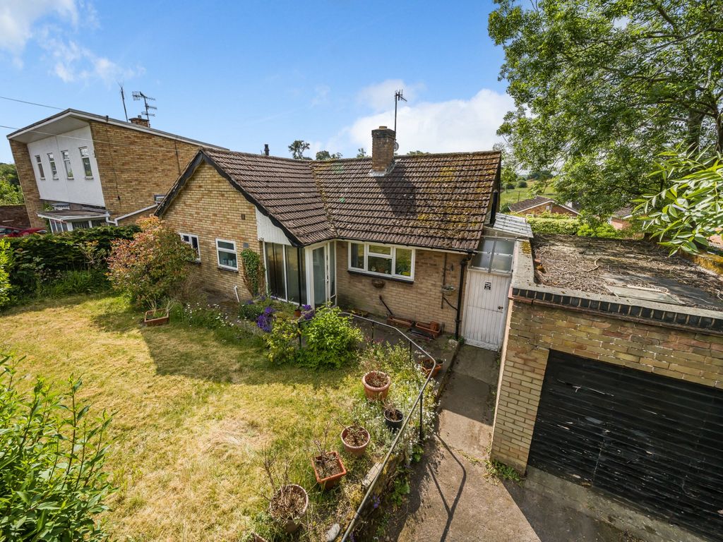 2 bed detached bungalow for sale in Kidderminster Road, Bewdley DY12