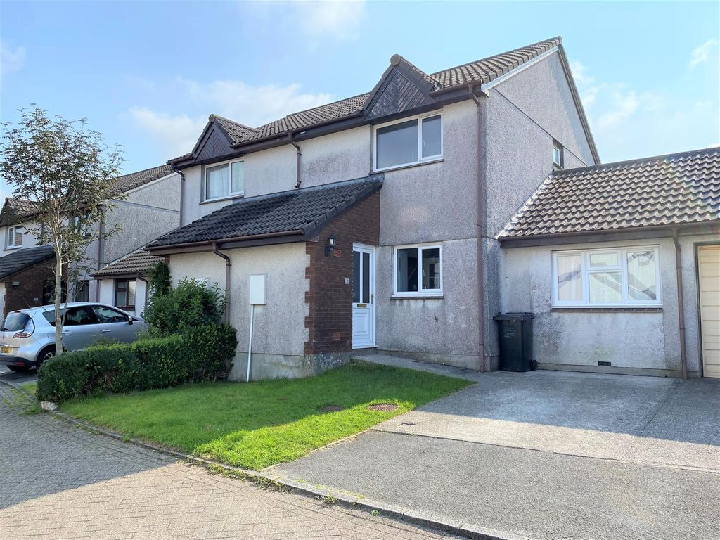 4 bed property to rent in Tremear Green, St. Columb Road, St. Columb