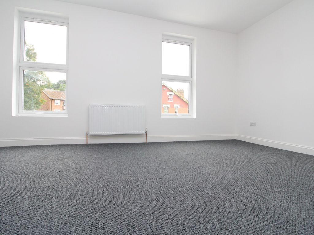 2 bed flat to rent in Eglinton Hill, Woolwich SE18, £1,650 pcm Zoopla