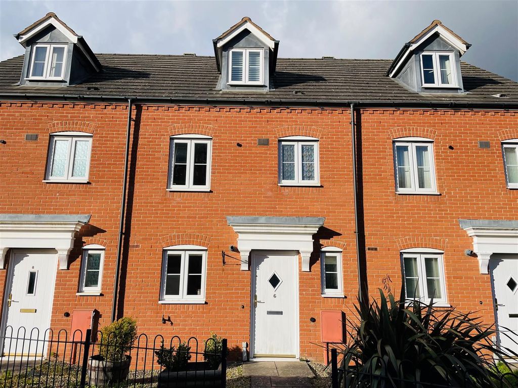 3 bed town house for sale in Cole Court, Coundon, Coventry CV6, £