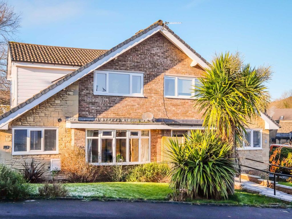 4 bed semidetached house for sale in Matthew Grove, Meltham HD9, £