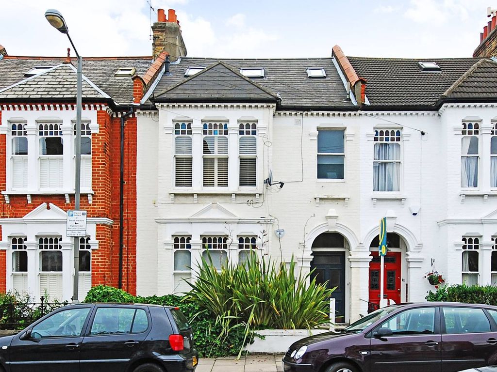 1 bed flat to rent in Louisville Road, Heaver Estate, London SW17 Zoopla