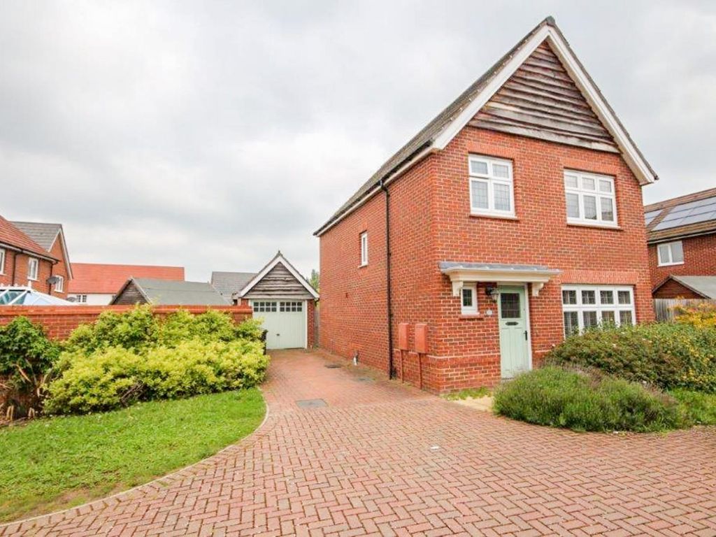 3 bed detached house for sale in Ayres Drive, Hauxton, Cambridge CB22