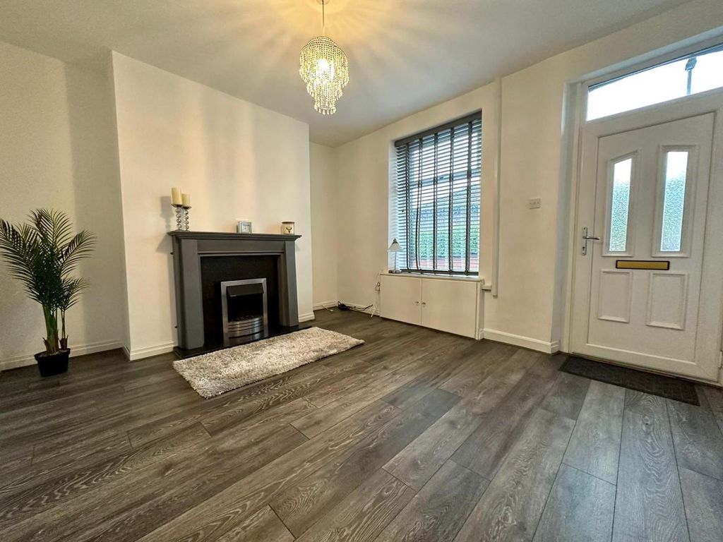 3 bed terraced house to rent in Alma Street, Padiham, Burnley BB12, £