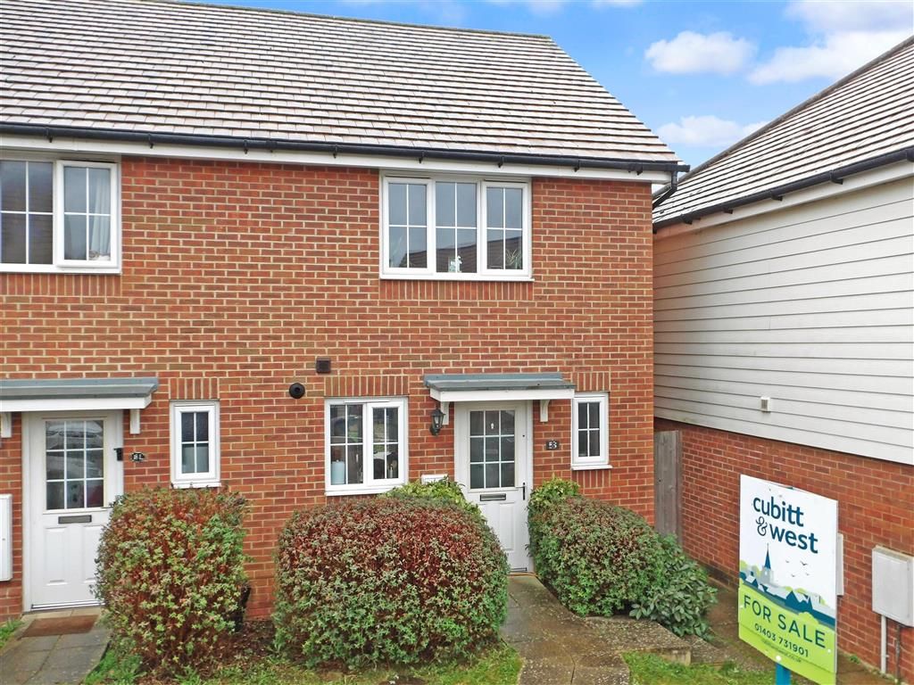 2 bed end terrace house for sale in Roman Lane, Southwater, Horsham