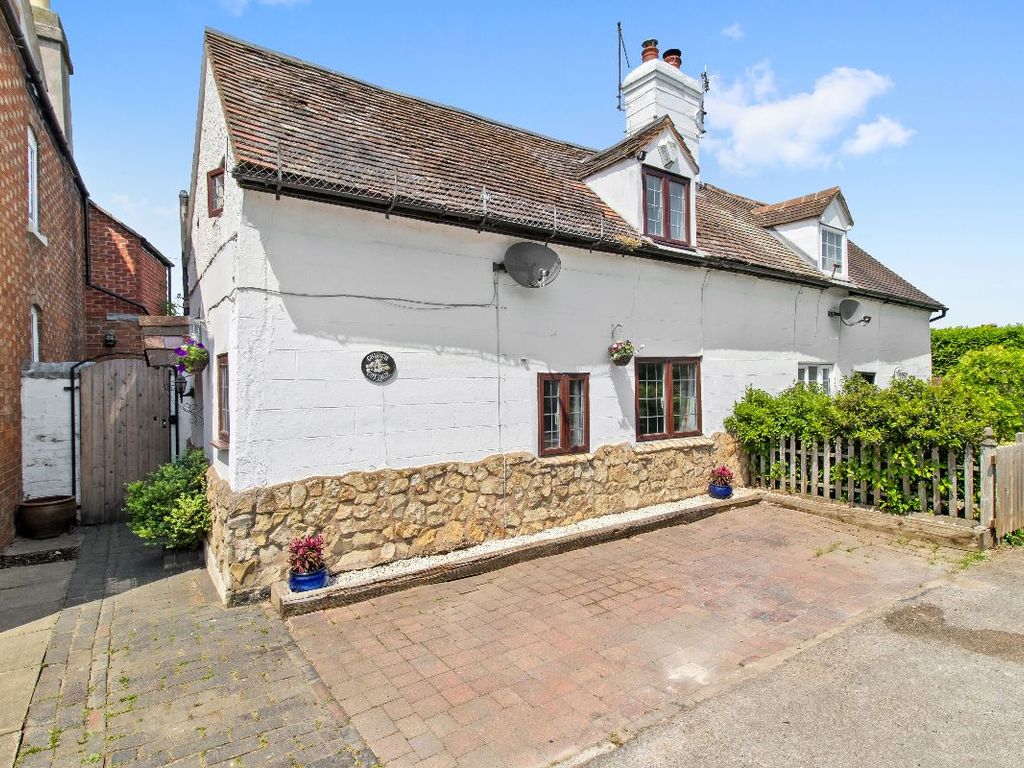 2 bed semidetached house for sale in Church Cottage, Evesham Road