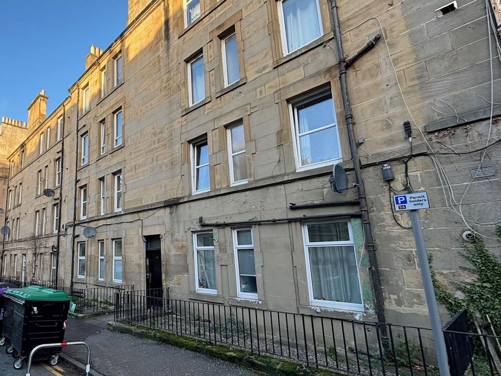 1 bed flat to rent in 1F4, 11 Wardlaw Place, Edinburgh EH11, £850 pcm