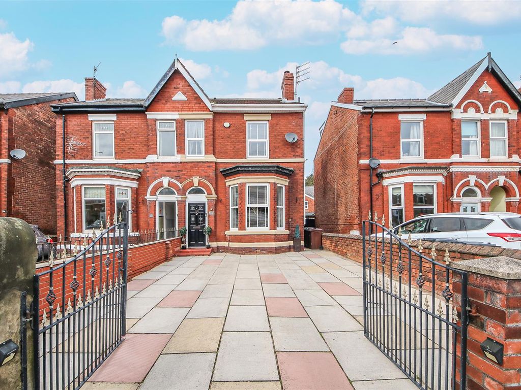 5 bed semidetached house for sale in Tithebarn Road, Southport PR8, £