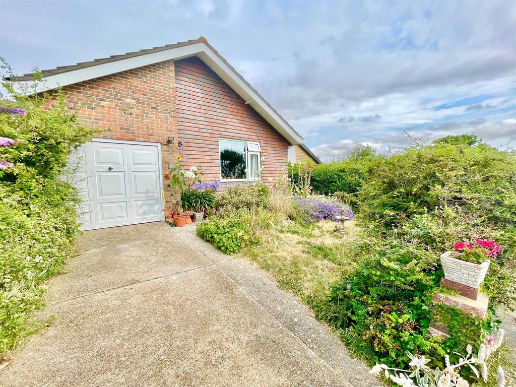 2 bed detached bungalow for sale in Longhill Close, Ovingdean, Brighton