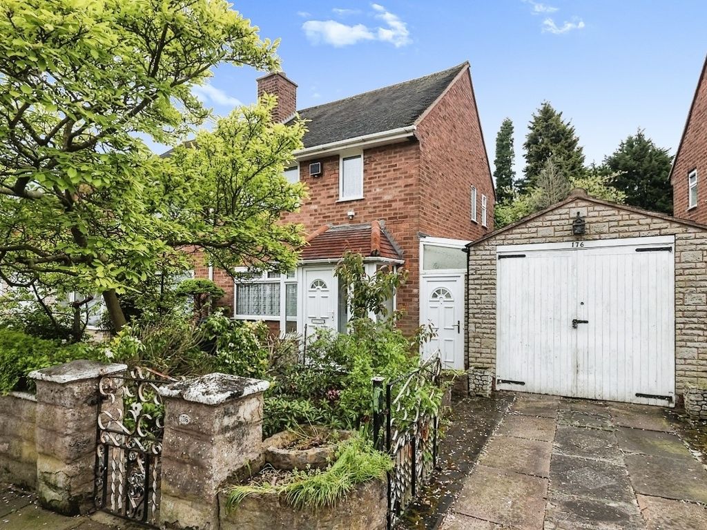 2 bed semidetached house for sale in Brownfield Road, Shard End