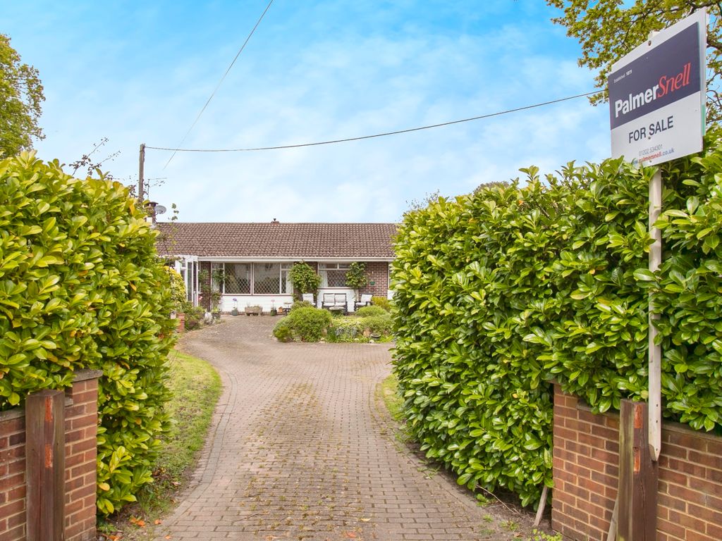 3 bed bungalow for sale in Wimborne Road East, Ferndown BH22, £475,000